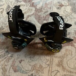 Razor Heavy Duty Jetts Heel Wheels Black Green Teal Skates Strap On
